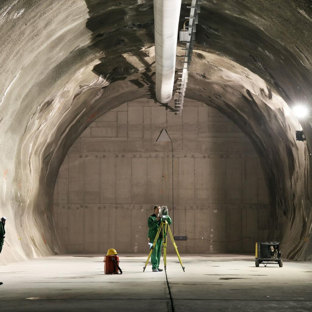 Sprayed concrete using ignis micro and durus macro fibres in tunneling applications